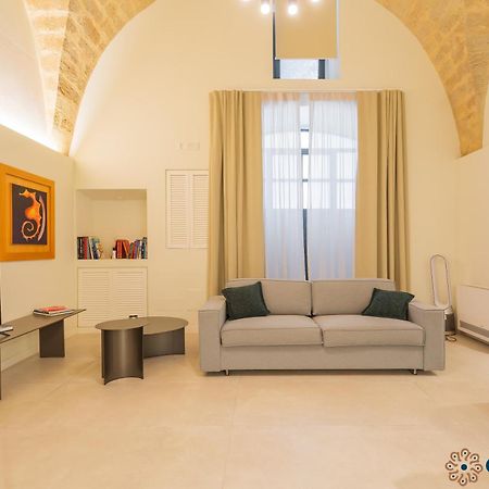 Zema Home By Apulia Accommodation Bari Exteriör bild