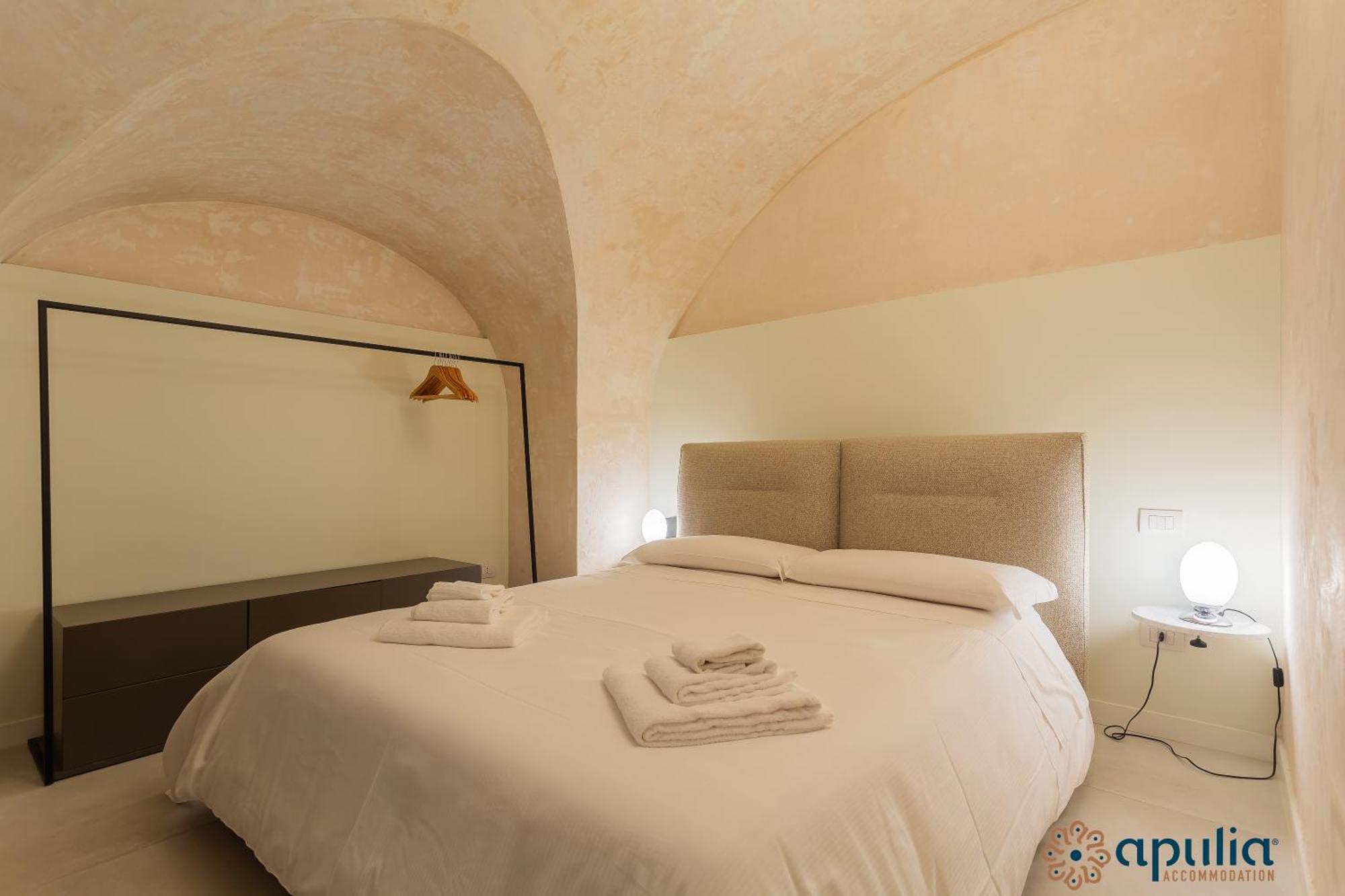 Zema Home By Apulia Accommodation Bari Exteriör bild