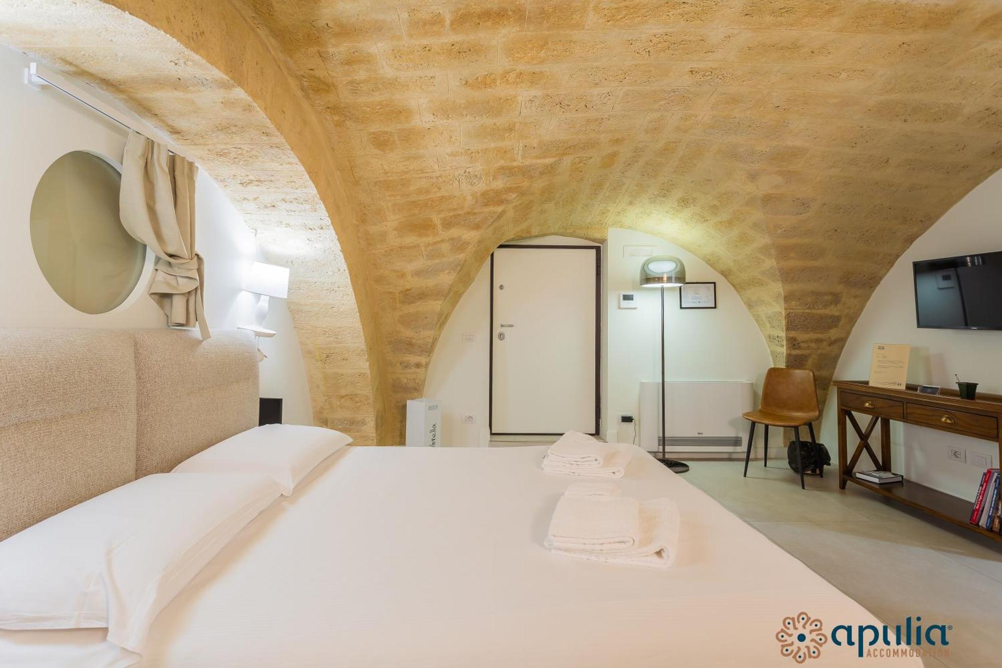 Zema Home By Apulia Accommodation Bari Exteriör bild
