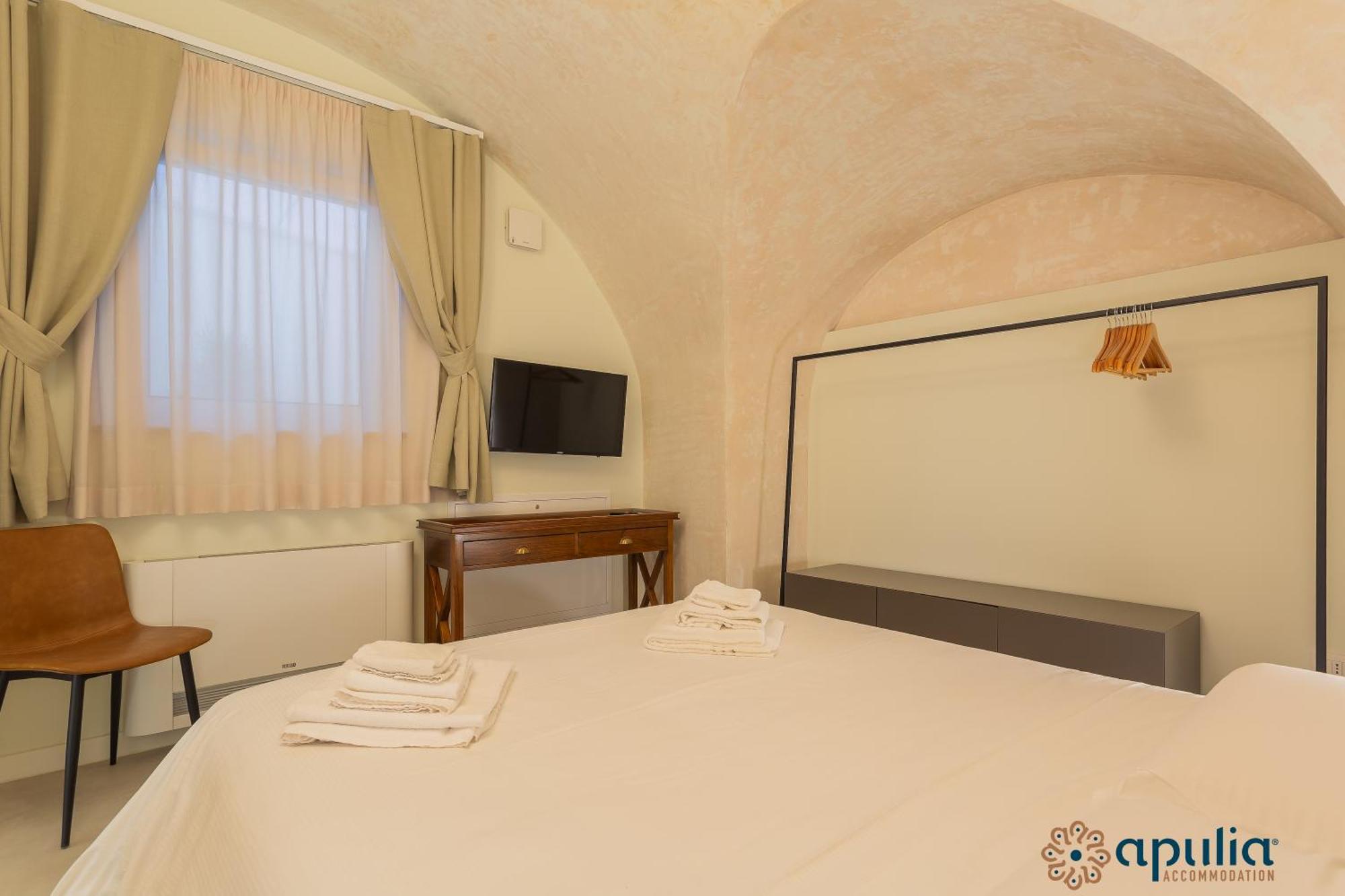 Zema Home By Apulia Accommodation Bari Exteriör bild