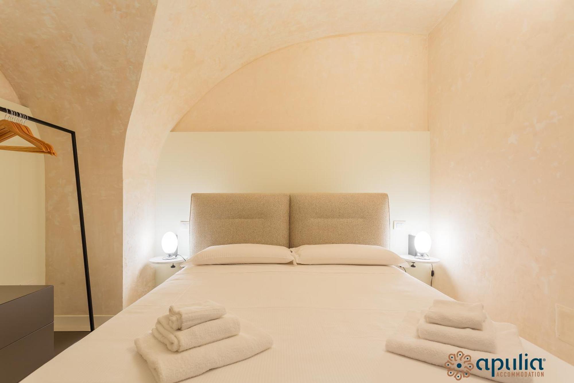 Zema Home By Apulia Accommodation Bari Exteriör bild